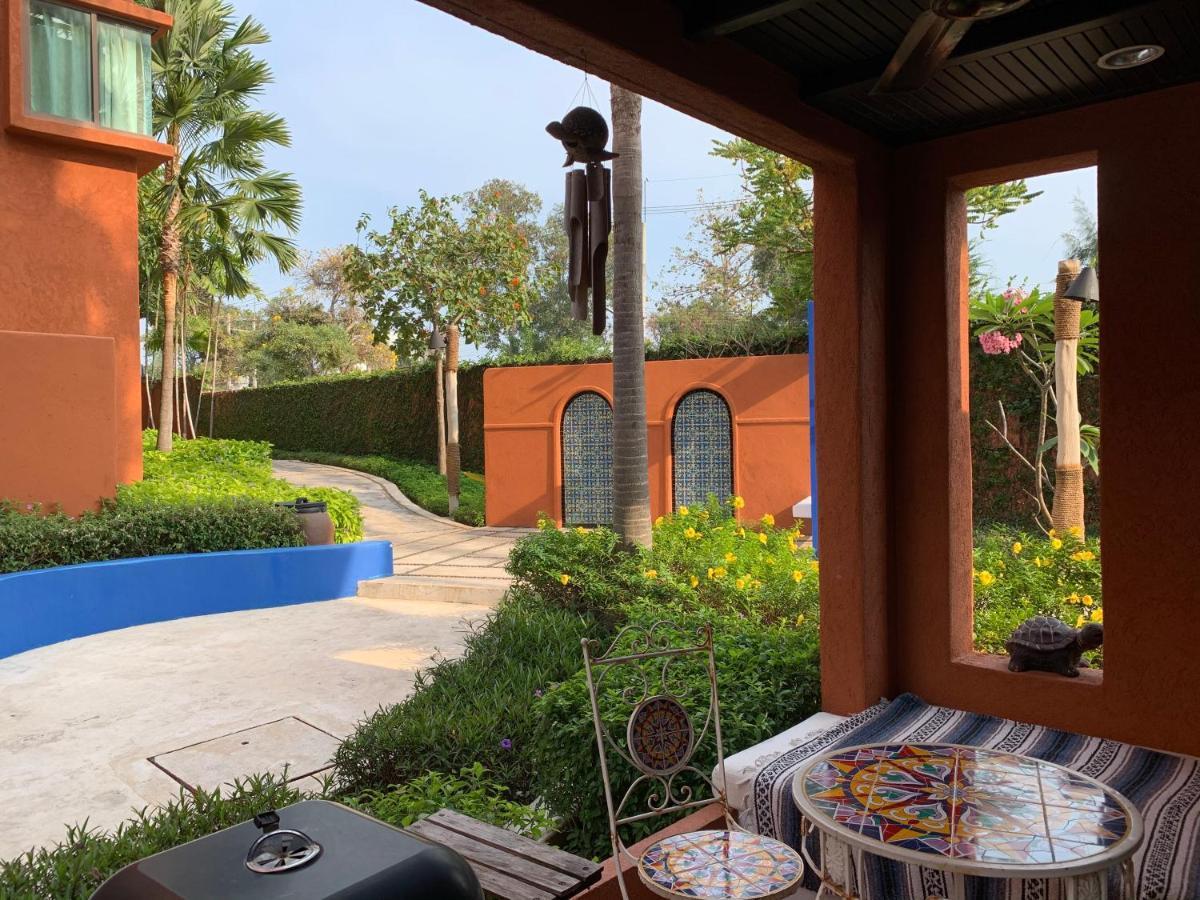 Mexican Beachfront Condo Кхао Тао Екстериор снимка
